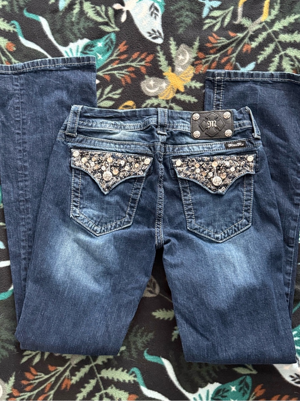 Miss Me Jeans Mid Rise Bootcut Embellished Pockets Stretch Denim Size 29